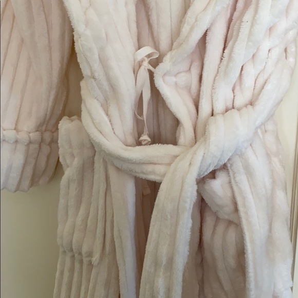 Sonoma Robe - Picture 3 of 3